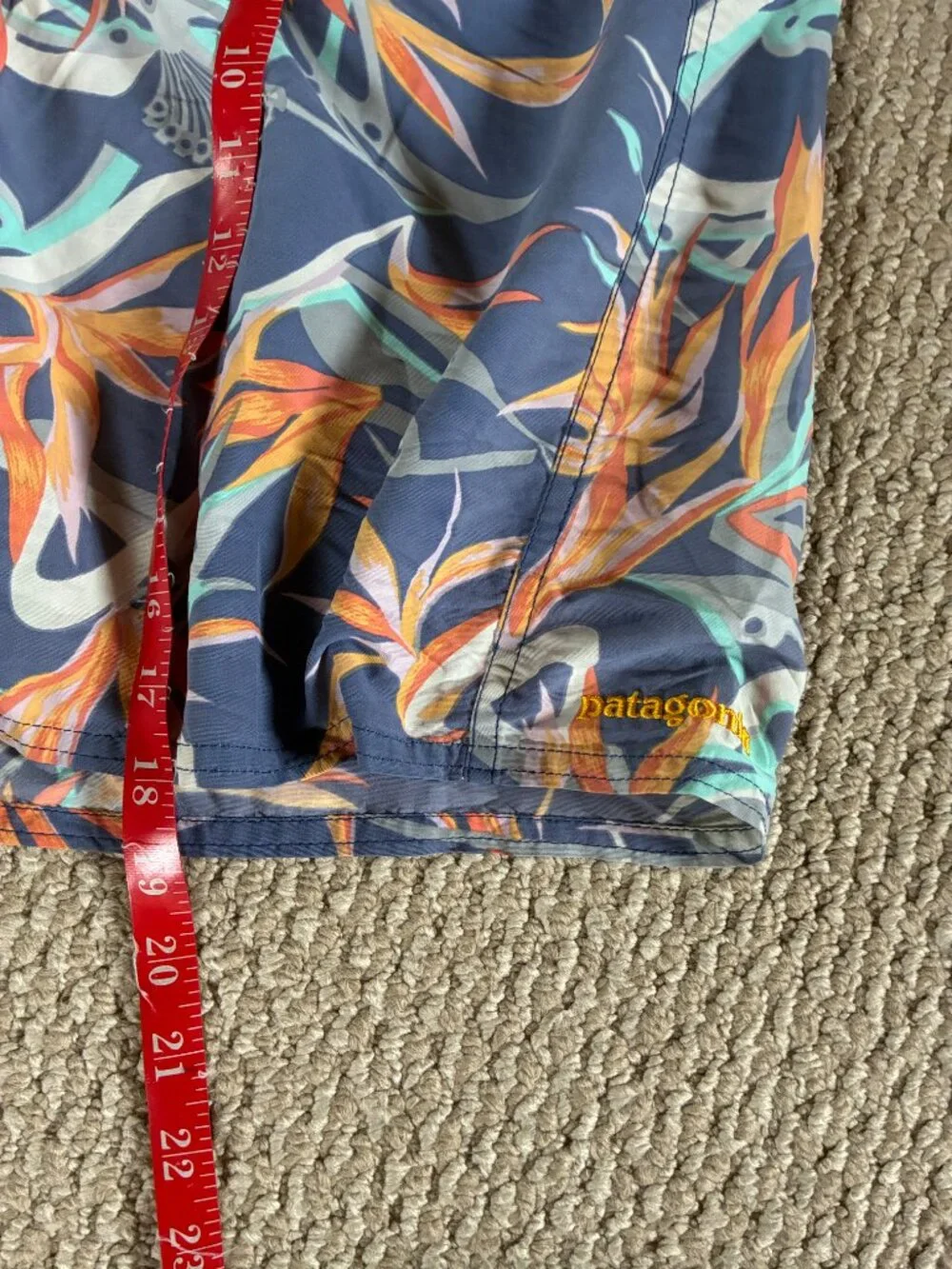 PATAGONIA Board Shorts Mens 33 Blue Floral Bird of Paradise Swim Trunks Surf